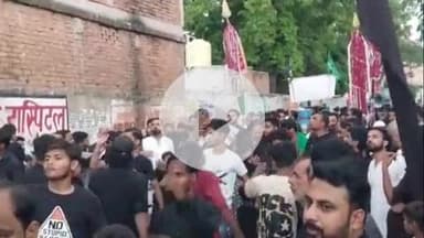 सिराथू: सैय्यद वाड़ा से बरामद किया गया आठवीं मोहर्रम जुलूस, दुलदुल और अलम की हुई ज़ियारत