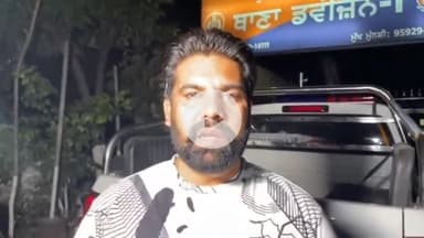 ਜਲੰਧਰ 1: ਥਾਣਾ ਇੱਕ ਵਿਖੇ ਮ੍ਰਿਤਕ ਕੁੜੀ ਦੇ ਭਰਾ ਵੱਲੋਂ ਪੁੱਜ ਕੇ ਆਰੋਪੀਆਂ ਨੂੰ ਵੀਆਈਪੀ ਟਰੀਟਮੈਂਟ ਦੇਣ ਦੇ ਪੁਲਿਸ ਪ੍ਰਸ਼ਾਸਨ ਉੱਪਰ ਲਗਾਏ ਆਰੋਪ