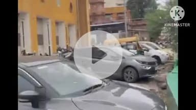 हुज़ूर: भोपाल के हमीदिया अस्पताल परिसर की दीवार पर हरे रंग का पेंट कर लगाया गया झंडा, शिकायत दर्ज