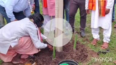 ପାପରମେଟଲା: ଚିତ୍ରକୋଣ୍ଡା ବ୍ଲକ ଅନ୍ତର୍ଗତ ଜନ୍ତାପାଇ ଓ ଲଉଗୁଡା ଗ୍ରାମ ନିକଟରେ ଡ୍ରାଗନ ଫଳ ଚାରା ରୋପଣ କାର୍ଯ୍ୟକ୍ରମରେ ଯୋଗଦେଇ ସାଂସଦ