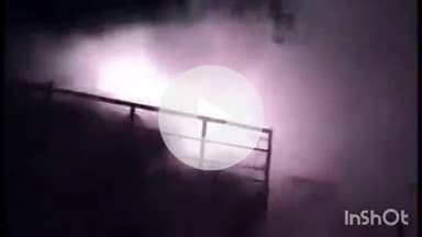 हिंगणघाट: कडाजना शिवारात बिस्किटे घेऊन जाणाऱ्या ट्रकला आग: आगीत ट्रक जळून मोठ्या प्रमाणात नुकसान