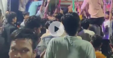 इछावर: इछावर में मोहर्रम का जुलूस निकला, अखाड़ा कलाकारों ने दिखाए करतब, मुस्लिम समाज के लोग हुए शामिल