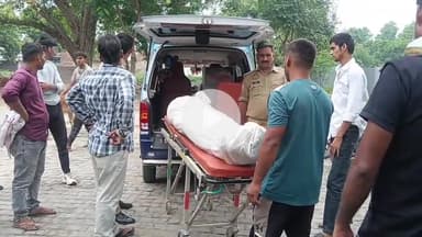 कोल: कासगंज में तैनात हेड कांस्टेबल की अलीगढ़ रेलवे स्टेशन पर ट्रेन की चपेट में आकर हुई मौत, पुलिस ने कराया पोस्टमार्टम