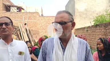 भिवानी के आजाद नगर डालमिया बगीची वाली गली में सीवर ओवर फलो व पीने का गंदा पानी आने से नागरिक परेशान , किया प्रदर्शन