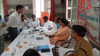 हसनपुर: हसनपुर तहसील पर संपूर्ण समाधान दिवस का आयोजन हुआ, डीएम ने समस्याएं सुनीं