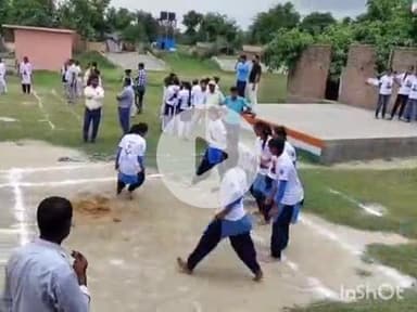 छौड़ाही: जिला पदाधिकारी के आदेशानुसार सावंत हिंदी स्कूल में तीन दिवसीय प्रखंड स्तरीय मसाल कार्यक्रम का उद्घाटन, बीईओ रहे मौजूद