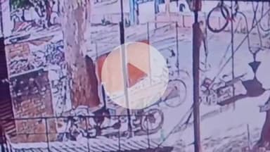 भोरे: कल्याणपुर में कोचिंग सेंटर के बाहर खड़ी छात्रा की साइकिल चोरी, CCTV में कैद हुई घटना, जांच शुरू