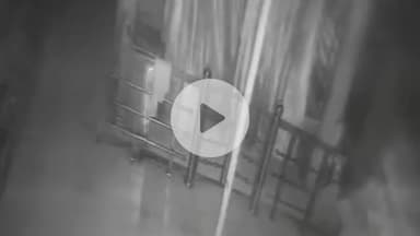 गोपद बनास: कन्या महाविद्यालय के पास हनुमान मंदिर से चांदी का मुकुट और गदा चोरी, पुलिस जांच में जुटी