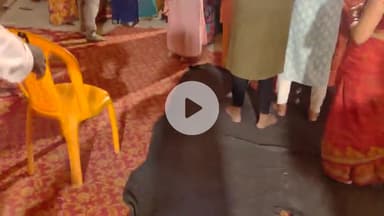 बक्सर नगर के सतीघाट स्थित लाल बाबा आश्रम में महंत पंडित सुरेंद्र तिवारी एवं नीरज सिंह के मार्गदर्शन में प्रसिद्ध आचार्य धर्मेंद्र जी महाराज का प्रवचन श्रवण करने के लिए रवि राज एवं आजाद सिंह राठौड़ सहित हजारों श्रद्धालु एकत्रित हुए। 🙏🙏