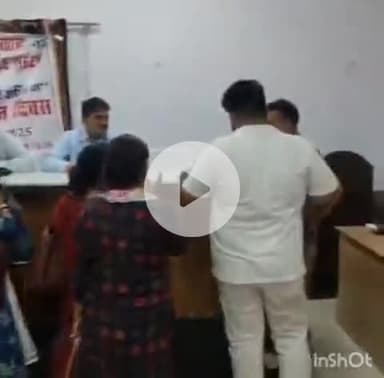 एत्मादपुर: तहसील एत्मादपुर में संपूर्ण समाधान दिवस का हुआ आयोजन