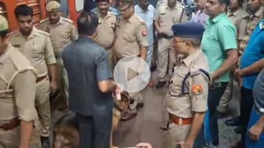 झांसी: दुर्ग संपर्क क्रांति एक्सप्रेस के कोच में बम होने की मिली सूचना, झांसी स्टेशन पर ट्रेन कराई गई खाली