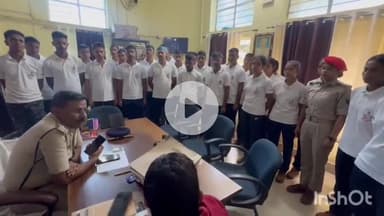 नवादा: नवादा के नगर थाना में थाना प्रभारी ने मोहर्रम को लेकर पुलिस अधिकारियों और जवानों के साथ की ब्रीफिंग, दी विशेष जानकारी