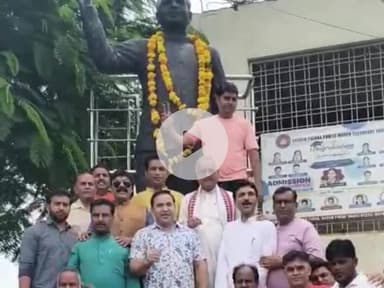 पचोर: डॉ. श्यामा प्रसाद मुखर्जी की जयंती पर सांसद ने पचोर में प्रतिमा पर माल्यार्पण किया, राष्ट्र एकता को जीवन समर्पित बताया