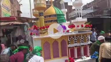 बिहिया: मोहर्रम पर्व पर बिहिया वार्ड नंबर 13 से निकली आकर्षक ताजिया