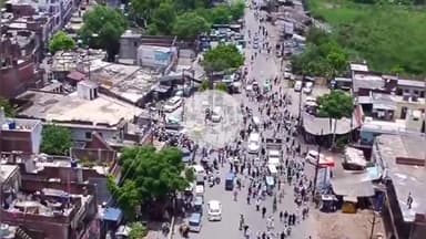 उन्नाव: थाना गंगाघाट क्षेत्र में मोहर्रम के त्यौहार पर ताजिया जुलूस के रूट की ड्रोन कैमरा से पुलिस ने की निगरानी