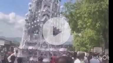 तुलसीपुर: कोतवाली जरवा के बालापुर में कड़ी सुरक्षा व्यवस्था के बीच गमगीन माहौल में ताजियों को सुपुर्द ए खाक किया गया