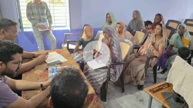 सीतामऊ: ग्राम दलावदा में स्व सहायता समूह की महिलाओं को बागिया लगाने का प्रशिक्षण, जिला पंचायत CEO भी मौजूद रहे