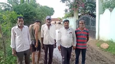 गोपद बनास: बरिगवा के वार्ड नंबर-10 में सड़क पर जलजमाव से लोगों को आवागमन में हो रही है परेशानी #jansamasya