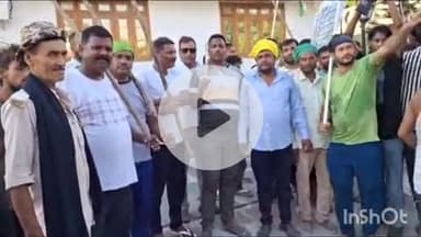 गोपालगंज: भीतभेरवा गांव में ताजिया जुलूस का जिला परिषद अध्यक्ष ने किया स्वागत, लोगों को मिठाई खिलाई