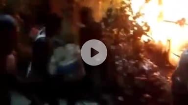 तरबगंज: वजीरगंज के पूरेडाढू में आग लगने से महिला की गृहस्थी जलकर खाक, थाने पर दी नामजद तहरीर, पुलिस जांच में जुटी