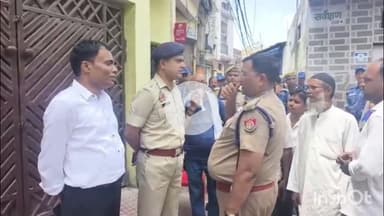 बरेली: बारादरी थाना क्षेत्र के जोगी नवादा में शांतिपूर्ण तरीके से निकाला गया मोहर्रम का जुलूस, पुलिस प्रशासन रहा मुस्तैद