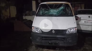 धार: धार जिले के मनावर में अवैध शराब को लेकर खूनी संघर्ष, धारदार हथियारों से तीन घायल