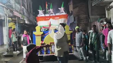 लोहरदगा: लोहरदगा में मुहर्रम जुलूस झांकी में दिखी सिंदूर अभियान की झलक