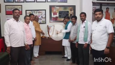 कुरवाई: विधायक कार्यालय पर डॉक्टर श्यामा प्रसाद मुखर्जी की जयंती पर उन्हें श्रद्धांजलि अर्पित की गई