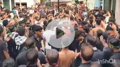 जानसठ: मीरापुर कस्बे में शिया शोगवारों ने मोहर्रम जुलूस में हजरत इमाम हुसैन की याद में बड़ा शोक मनाया, पुलिस फोर्स रही मौजूद