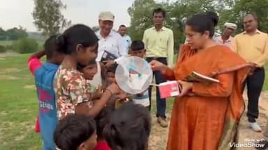 मिर्ज़ापुर: जिलाधिकारी प्रियंका निरंजन ने मोहनपुर निरीक्षण गृह का किया निरीक्षण, परिसर में आम, पलास और पाकड़ के पौधे लगाए