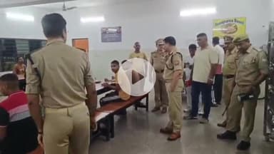 मिलक: रिजर्व पुलिस लाइन की मेस का पुलिस अधीक्षक और अपर पुलिस अधीक्षक ने किया निरीक्षण, दिए आवश्यक निर्देश