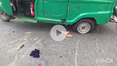 मुंगेर: श्री कृष्णा सेतु पुल पर बड़ा हादसा, CNG ऑटो टायर फटने से पलटा, 4 घायल अस्पताल में भर्ती