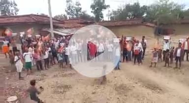 भाजपा नेता मनोज पोद्दार का चकाई विधानसभा क्षेत्र के दर्जनों गावों में हुआ जनसंपर्क अभियान