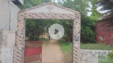 कन्नौज: शहर के सरायमीरा रोड पर बोर्डिंग के पास चर्च में हुई आराधना, दुनिया में अमन चैन के लिए ईश्वर से की गई प्रार्थना