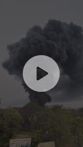 दोस्तो जोगिंदर भाई पकौड़ी वगैरा बनाने की छोटी से दुकान चलाते थे । और  rent की दुकान में परिवार को लेकर रहा करते थे । कैमिकल से भरा ट्रक में आग लगने से उनकी सारी दुकान और उसका सामान जल कर रख हो गया ।  98973 45076 ये जोगिंदर भाई का नंबर है ..