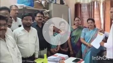 हिंगणघाट: शहरात विद्युत तार अंडरग्राउंड करून होणारी वृक्षतोड थांबवा; आधार फाउंडेशनचे मुख्याधिकाऱ्यांना निवेदन