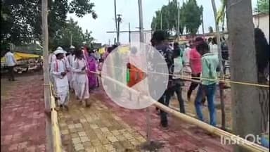 समुद्रपूर: प्रती पंढरी नारायणपूरात विठू नामाचा गजर:हजारो भाविकांची दर्शनासाठी गर्दी:काढण्यात आली भव्य दिंडी शोभायात्रा