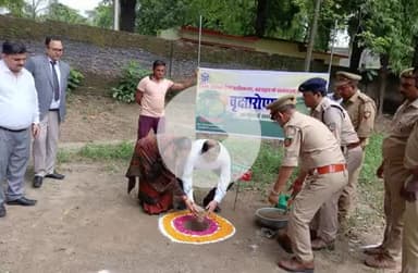 बहराइच : सेशन्स हाउस व जजेज कॉलोनी में हुआ पौधरोपण
पारिस्थितिक संतुलन बनाने के लिए पेड़-पौधे अत्यन्त महत्वपूर्ण : जिला जज