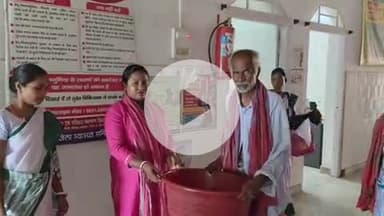 पालोजोरी: पालोजोरी सामुदायिक स्वास्थ्य केंद्र में पीरामल फाउंडेशन के तहत फाइलेरिया रोगियों के बीच वितरित किए गए किड्स