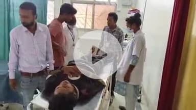 गुमला: सोसो मोड़ के पास अज्ञात बस की चपेट में आने से बाइक सवार जख्मी, अस्पताल में भर्ती