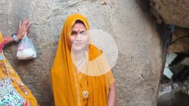 झांसी: महावीरन मोहल्ले के निवासी भाई ने कहा, सास की हत्या करने वाली मेरी दोनों बहनों को मिलनी चाहिए मौत की सजा