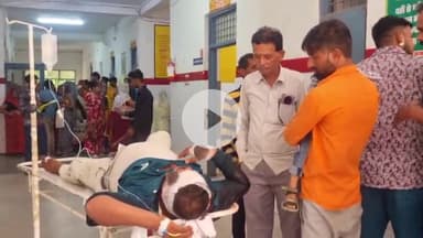 मऊरानीपुर: स्यावरी तिगैला के पास बिलेरो गाड़ी ने पीछे से मोटरसाइकिल में मारी टक्कर, गाड़ी मौके से फरार, दो युवक घायल