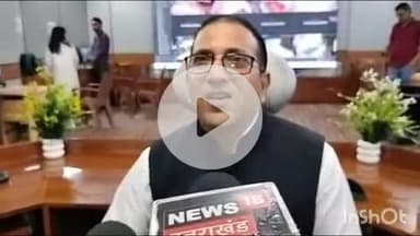 राजगढ़ी: स्यानाचट्टी में यमुना नदी के झील के मुहाने पर पोकलेन मशीन से मलबा हटाकर बहाव को किया गया सामान्य