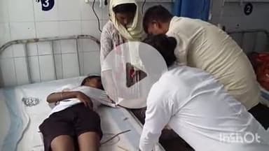 भभुआ: भभुआ स्टेडियम में मशाल प्रखंड स्तरीय खेलकूद प्रतियोगिता के दौरान कबड्डी खेलते समय छात्रा गिरकर अचेत