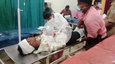 गुमला: नवनी गांव के पास दो बाइक की टक्कर में तीन लोग घायल, सदर अस्पताल में इलाज किया गया