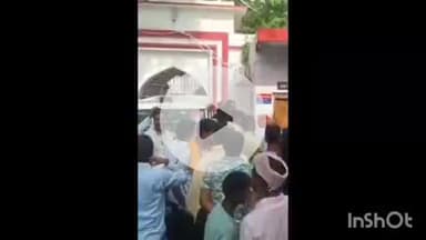 छितौना कांड को लेकर मंत्री अनिल राजभर के खिलाफ करणी सेना ने किया थाने का घेराव