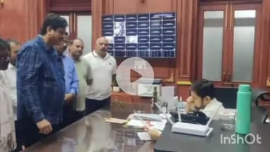 दुर्ग: छत्तीसगढ़ कर्मचारी अधिकारी फेडरेशन द्वारा कलेक्टर को विरोध में ज्ञापन सौंपा गया