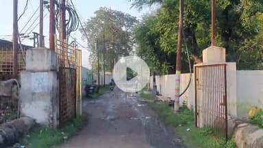 रामपुर: बिजली घर संख्या 270 के 7 हजार उपभोक्ता 22 घंटे से बिजली न आने से परेशान, घरों में पैदा हुआ पानी का संकट