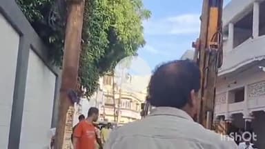 संभल: रायसत्ती नाखासा इलाके में पीला पंजा बरस रहा, कांवड़ यात्रा मार्ग पर अतिक्रमण हटाने की कार्रवाई एसडीएम विकास चंद्र ने की