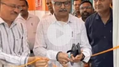 सहजनवा: स्वास्थ्य विभाग की योजना के तहत जिले के सभी CHC पर बनेगा आयुष्मान भारत कार्ड, पिपरौली CHC से की गई शुरुआत